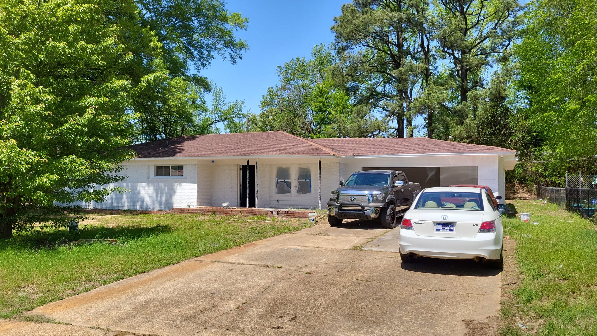 446 Parkdale Dr — renovated rental home in Memphis